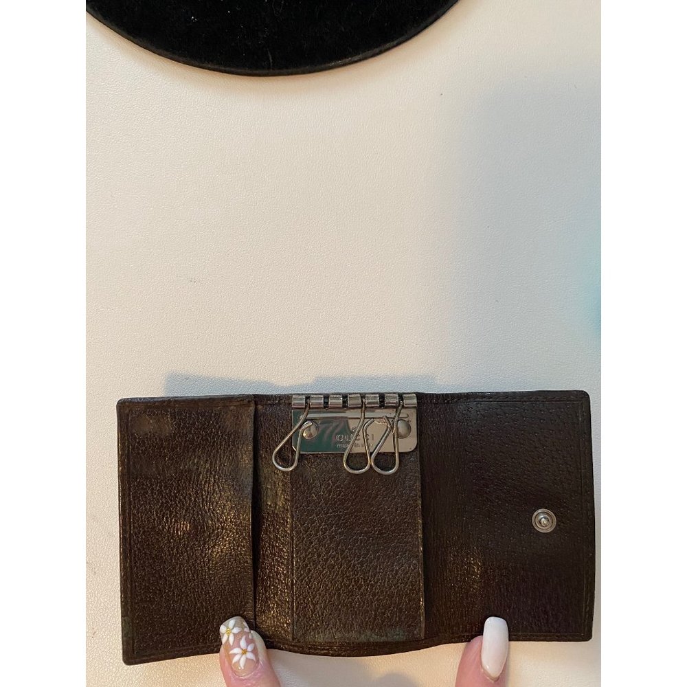 Gucci Classic Monogram Key Case Authentic - Picture 2 of 15